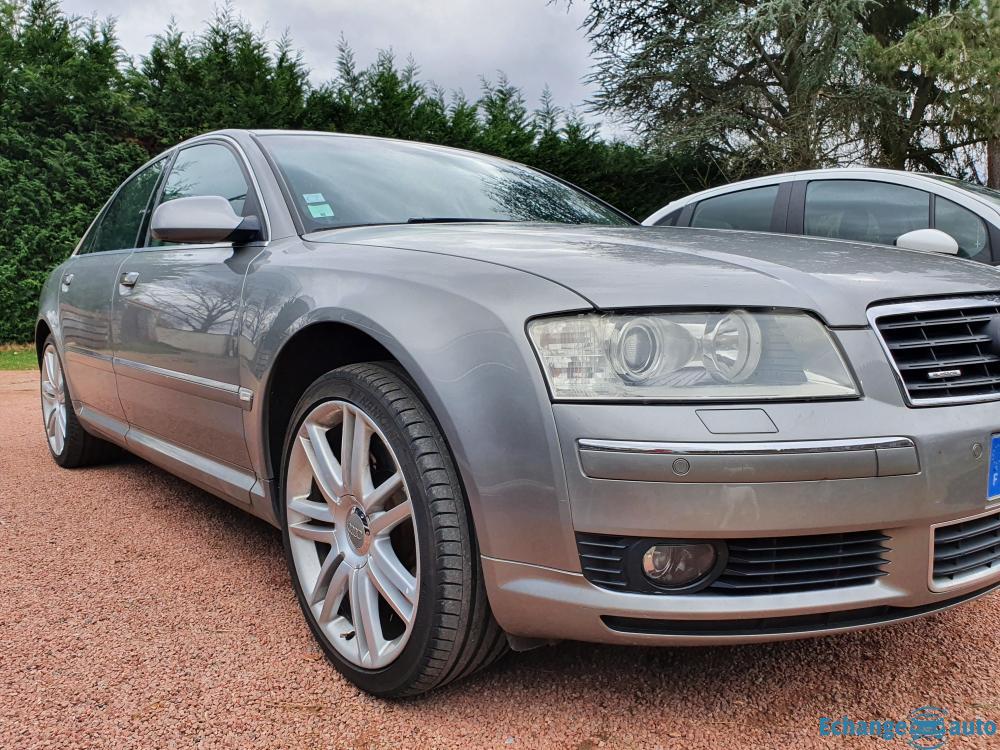 Audi a8 v8