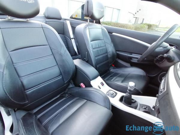 Renault Mégane 1.5 DCI 110 CABRIOLET EDITION MONACO GP GARANTIE 6 MOIS