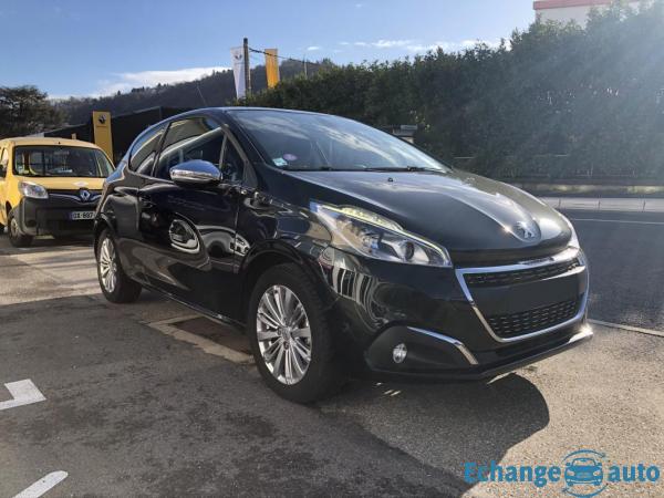 Peugeot 208 1.2 PURETECH 82 ALLURE 3P PURECTECH 82CH