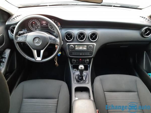 Mercedes A 180 1.6i TURBO 16V 122 BlueEFFICIENCY GARANTIE 6 MOIS