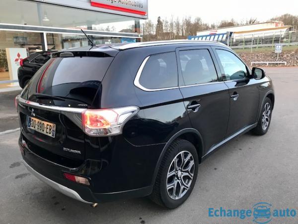 Mitsubishi Outlander III (2) 2.2 DI-D INTENSE NAVI 5P 4WD