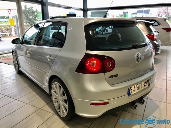 Volkswagen Golf V R32 3.2 V6 FSI 250 4MOTION DSG 5P
