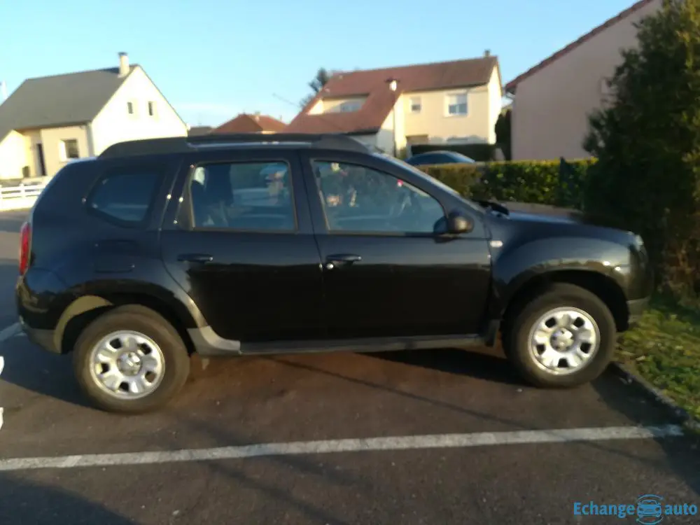 Dacia Duster année 2013 finition Lauréate