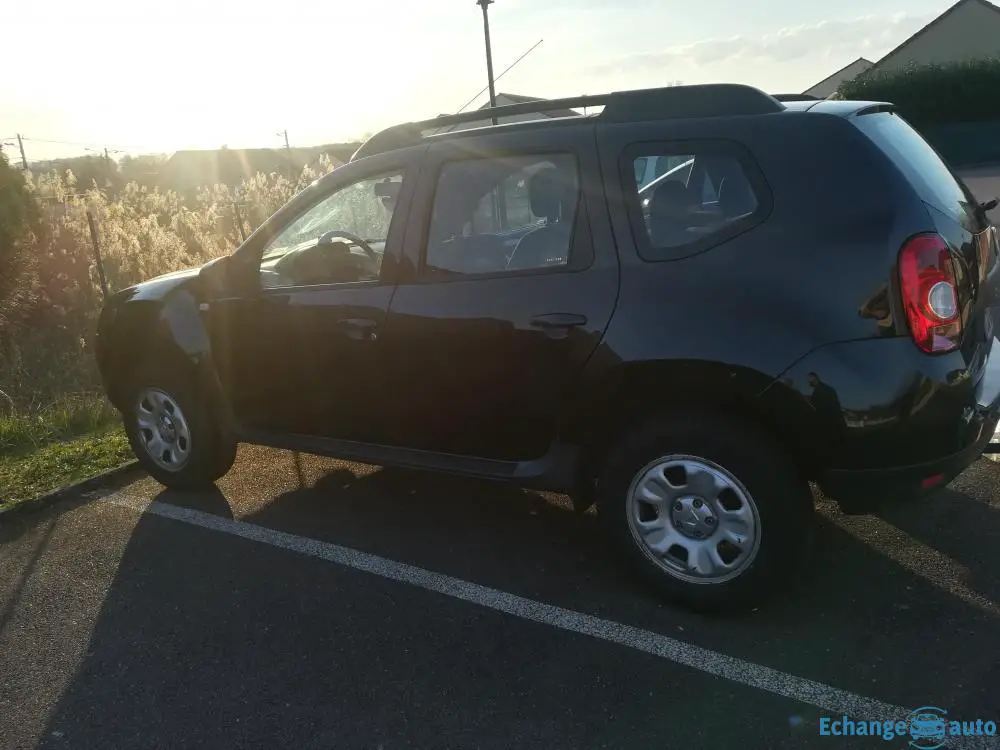 Dacia Duster année 2013 finition Lauréate