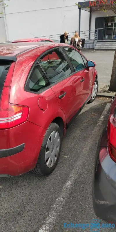 Citroen C4  très bonne état