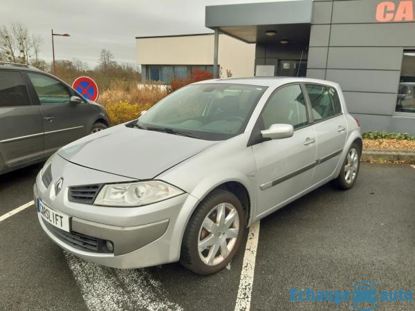 Renault Mégane 1.6 16V 110 Luxe Dynamique - Garantie 6 mois