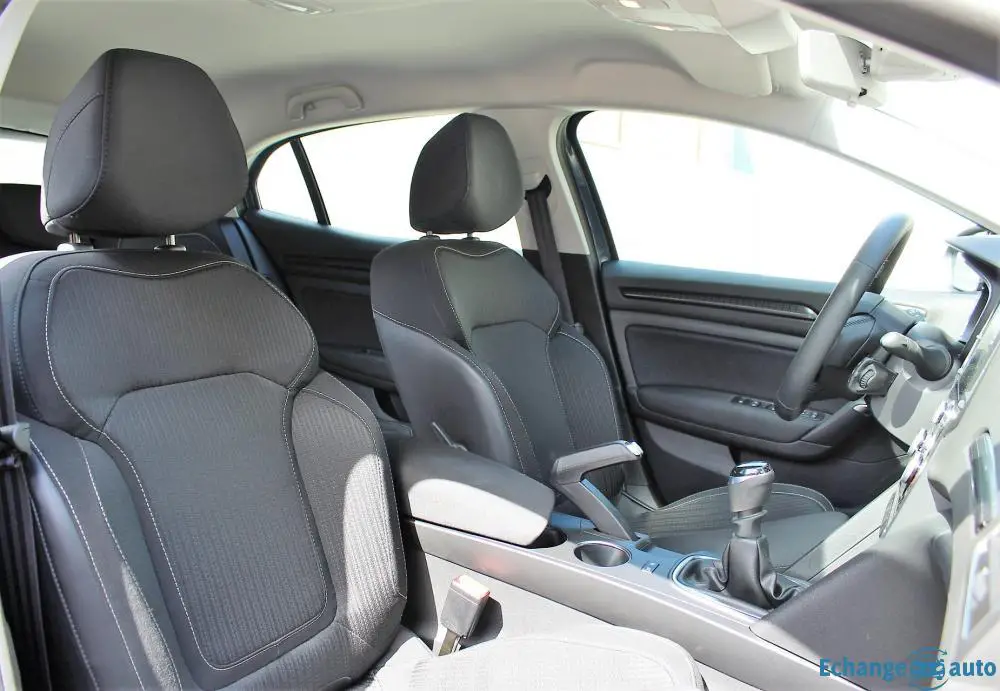 RENAULT MEGANE - 1.5 DCI 110 CH ENERGY ZEN