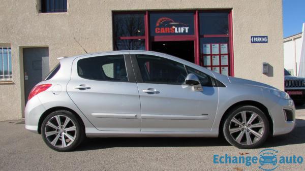 Peugeot 308 1.6 e-HDI 112cv Sportinium