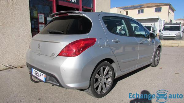 Peugeot 308 1.6 e-HDI 112cv Sportinium