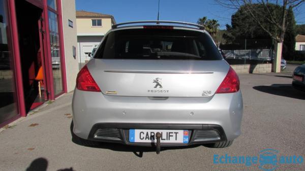 Peugeot 308 1.6 e-HDI 112cv Sportinium