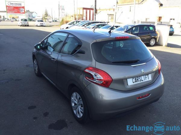 Peugeot 208 1.2 VTI 82 CV ALURE