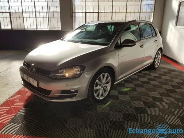 Volkswagen Golf VII 2.0 TDI 150 CARAT