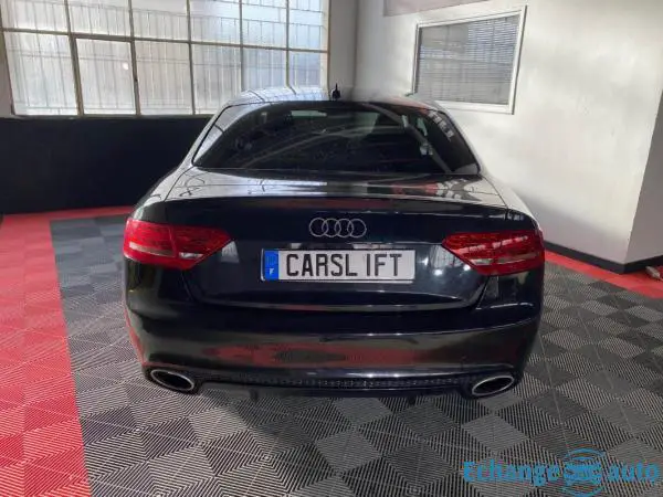 Audi RS5 COUPE 4.2 L FSI 450 CV