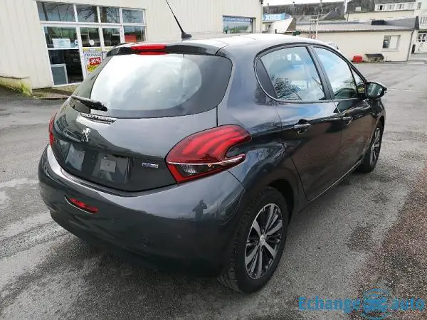Peugeot 208 1.2 PURETECH 82CH ACTIVE 5P