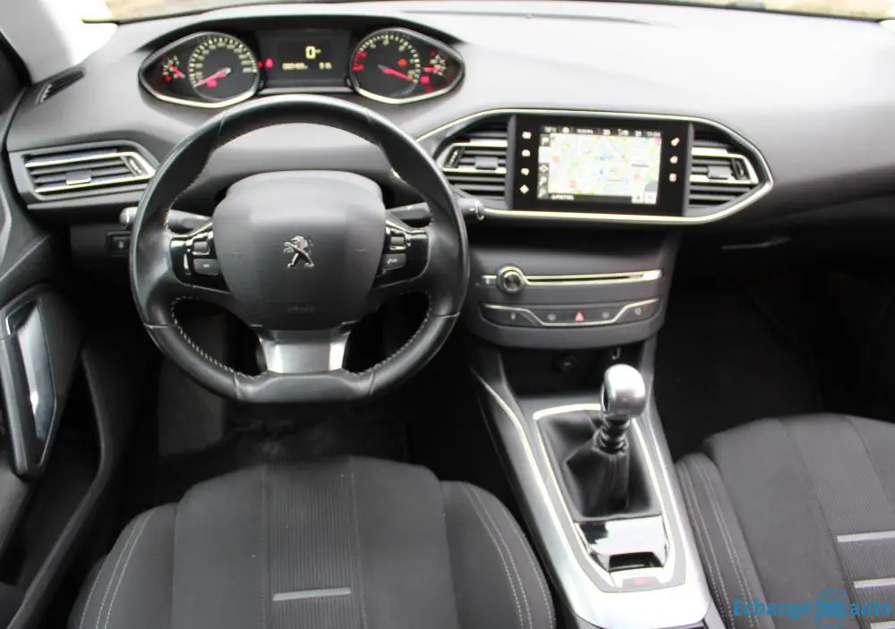 Peugeot 308- SW II 1.6 e-HDi FAP 115ch Allure