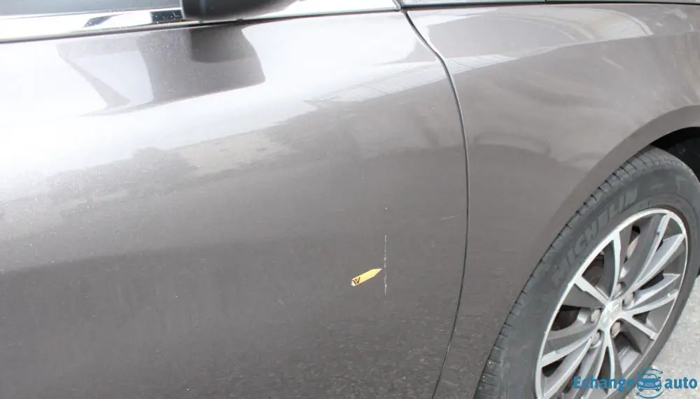 Peugeot 308- SW II 1.6 e-HDi FAP 115ch Allure