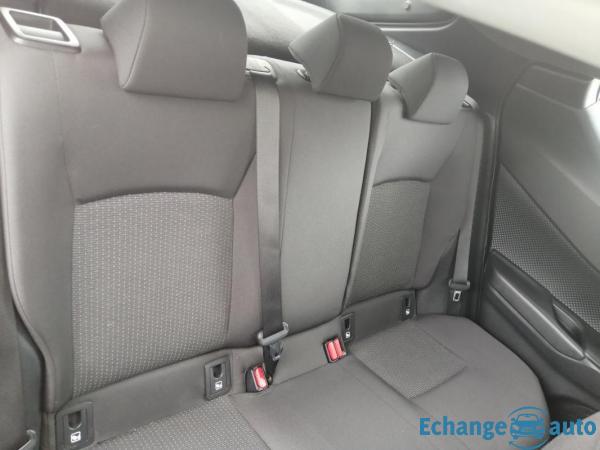 Toyota C-HR 1.8 L 122