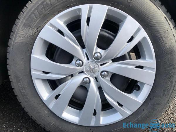 Peugeot 208 ACTIVE 1.6 HDI 92 CV