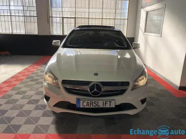 Mercedes CLA 180 1.6 turbo 16v Bluefficiency 122 cv (117)