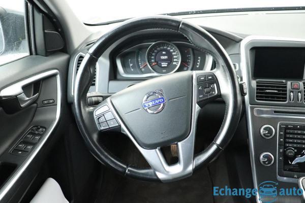 Volvo XC60 BUSINESS D4 181 ch S&S Momentum Geartronic A