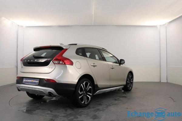Volvo V40 Cross Country T3 152 Geartronic 6 Oversta Edition