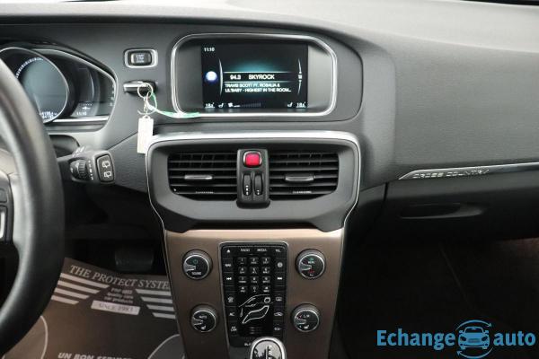 Volvo V40 Cross Country T3 152 Geartronic 6 Oversta Edition