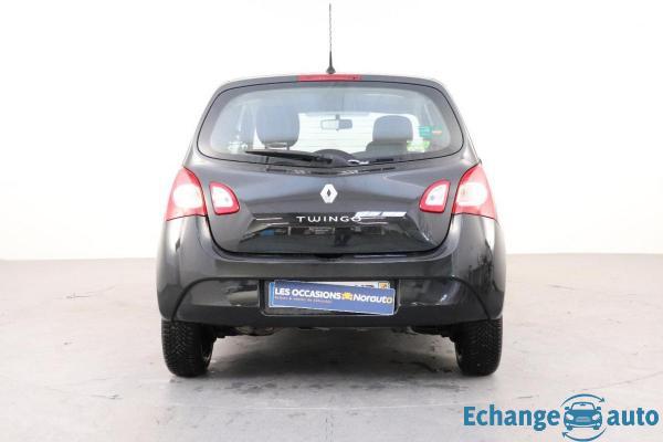 Renault Twingo II 1.2 LEV 16v 75 eco2 Purple