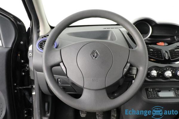 Renault Twingo II 1.2 LEV 16v 75 eco2 Purple