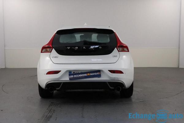 Volvo V40 D2 115 R-Design