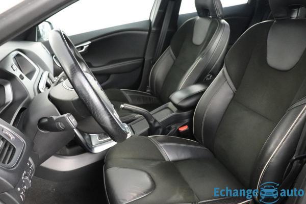 Volvo V40 D2 115 R-Design