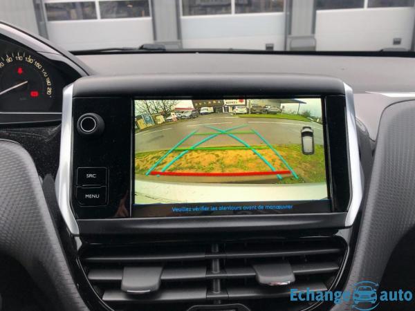 Peugeot 208 BUSINESS 1.2 PureTech 110ch S&S EAT6 Allure