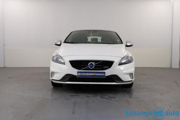 Volvo V40 D2 115 R-Design