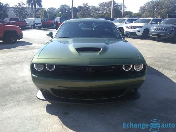 Dodge Challenger R/t v8 hemi 5.7l 375hp