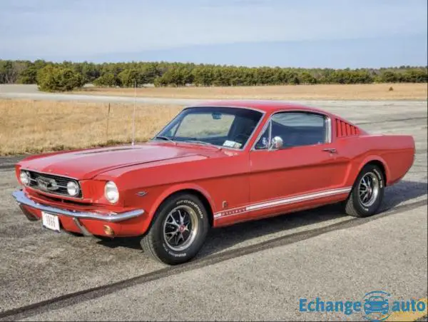 Ford Mustang Fastback gt a prix tout compris
