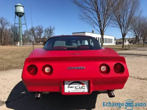 Chevrolet Corvette 350 v8 1981 prix tout compris