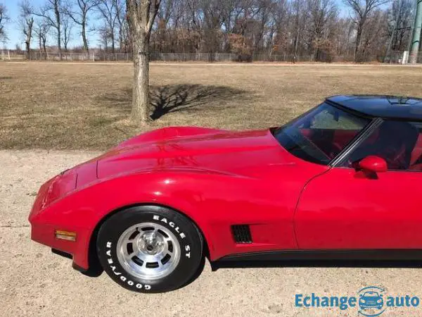 Chevrolet Corvette 350 v8 1981 prix tout compris
