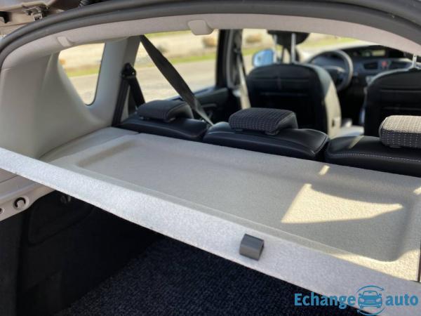 Renault Scénic (3) Exception 1.5 dCi 110 fap Eco2 2011