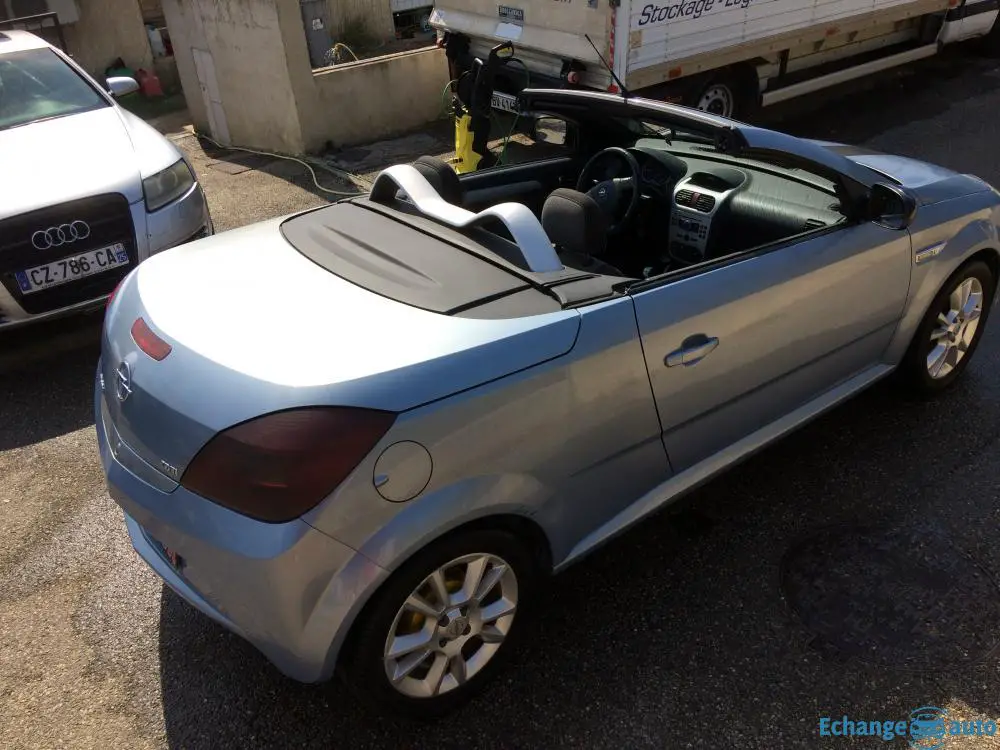Opel Tigra Twintop Cabriolet