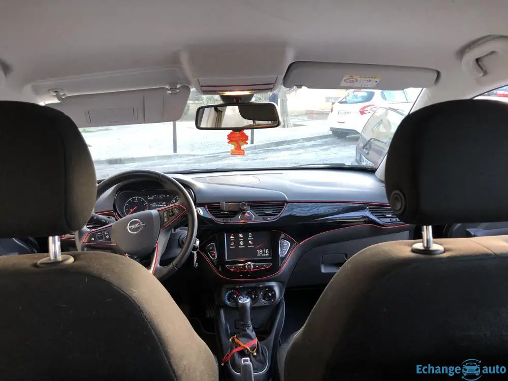 Opel corsa sous garantie constructeur