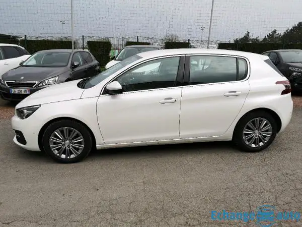 Peugeot 308 1.5 BLUEHDI 130CH S&S ALLURE