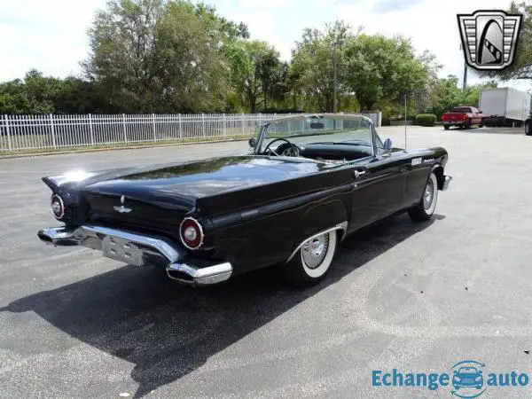Ford Thunderbird V8 302 1957 prix tout compris