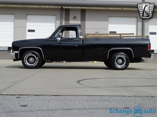 Chevrolet C10 V8 305 1985 prix tout compris