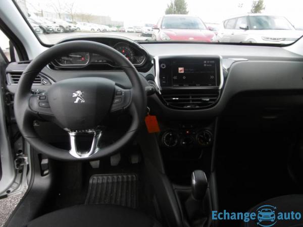 Peugeot 208 PureTech 82ch S&S BVM5 Signature