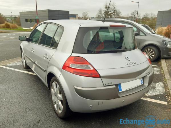 Renault Mégane 1.6 16V 110 Luxe Dynamique - Garantie 6 mois