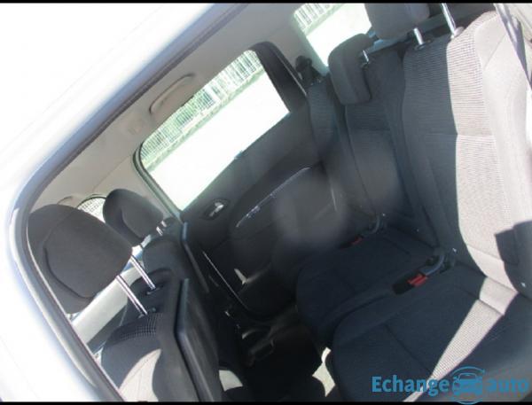 Peugeot 5008 EHDI 115 FAP BUSINESS ETG6