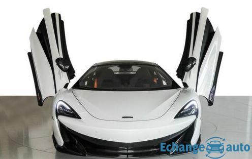 McLaren 600LT Coupe  Special White Lux Pack