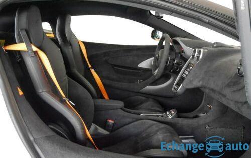 McLaren 600LT Coupe  Special White Lux Pack