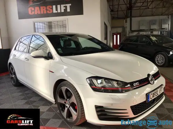 Volkswagen Golf VII GTI 2.0 TSI 220 ACC +FULL LED + CUIR