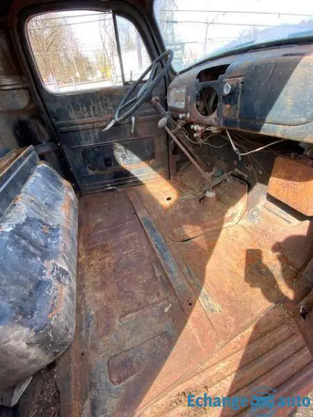 Ford F1 1948 prix tout compris