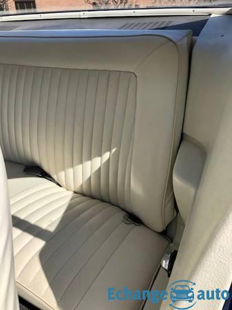 Dodge Challenger V8 302 edelbrock 4 1974 prix tout compris